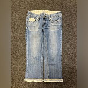 Miss Me Women's Medium Blue Straight Leg Jeans with Frayed Trim